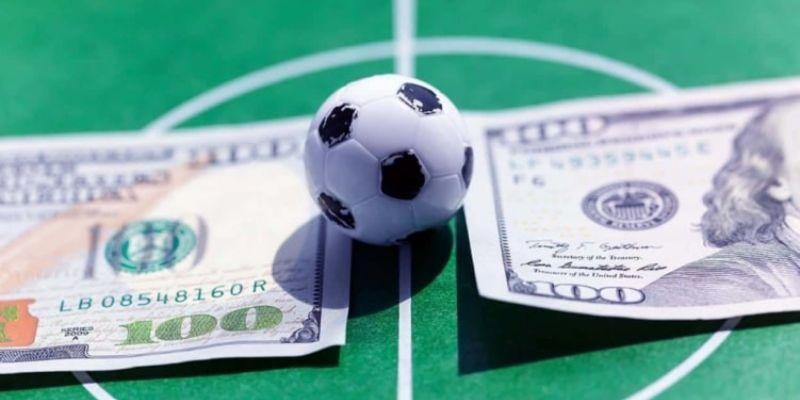 Ưu tiên đặt vốn vào đội có hàng công đỉnh